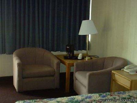 Super 8 By Wyndham Доувър Екстериор снимка